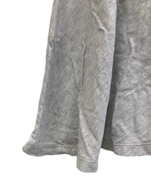 BLUE LABEL CRESTBRIDGE（ブルーレーベルクレストブリッジ）BLUE LABEL CRESTBRIDGE (ブルーレーベルクレストブリッジ) 半袖ワンピース グレー サイズ:38の古着・服飾アイテム