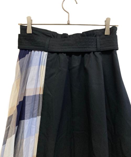 BURBERRY BLUE LABEL（バーバリー ブルー レーベル）BURBERRY BLUE LABEL (バーバリー ブルー レーベル) プリーツスカート ブラック サイズ:38の古着・服飾アイテム