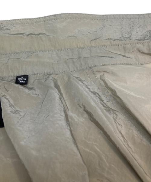 BTS（ビーティーエス）BTS (ビーティーエス) 長袖シャツ グレー サイズ:Lの古着・服飾アイテム