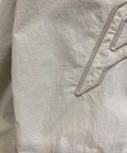 A BATHING APE（アベイシングエイプ）A BATHING APE (アベイシングエイプ) ナイロンジャケット カーキ サイズ:Lの古着・服飾アイテム