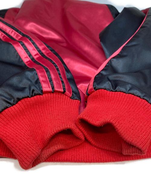 adidas（アディダス）adidas (アディダス) スタジャン レッド サイズ:不明の古着・服飾アイテム