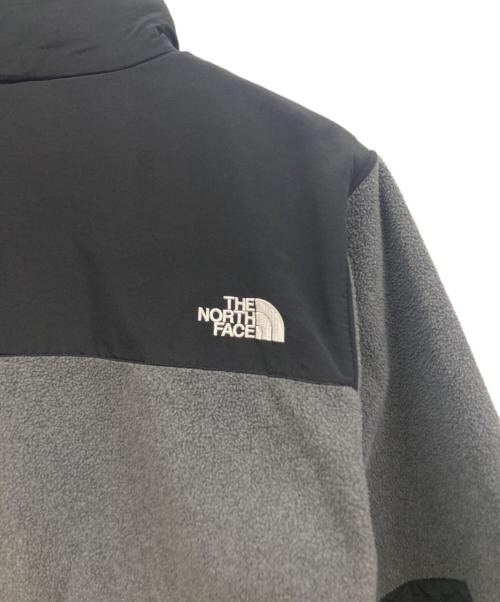 THE NORTH FACE（ザ ノース フェイス）THE NORTH FACE (ザ ノース フェイス) デナリジャケット グレー×ブラック サイズ:Ｍの古着・服飾アイテム