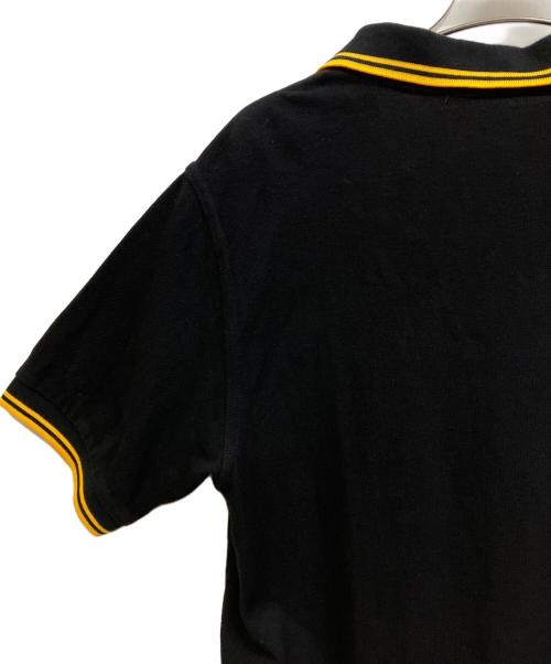 FRED PERRY（フレッドペリー）FRED PERRY (フレッドペリー) ポロシャツ ブラック サイズ:Ｓの古着・服飾アイテム