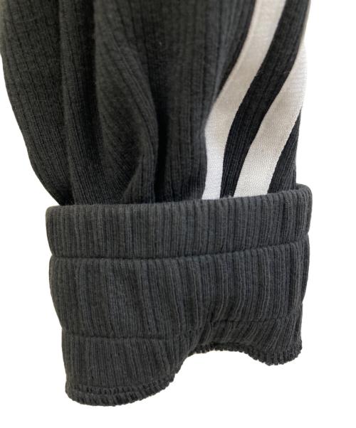 adidas（アディダス）adidas (アディダス) ワッフル クロップド トラックジャケット ブラック サイズ:Mの古着・服飾アイテム