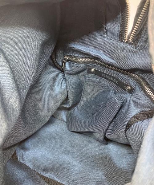 DIESEL（ディーゼル）DIESEL (ディーゼル) レザーセンタージップリュック ブラックの古着・服飾アイテム