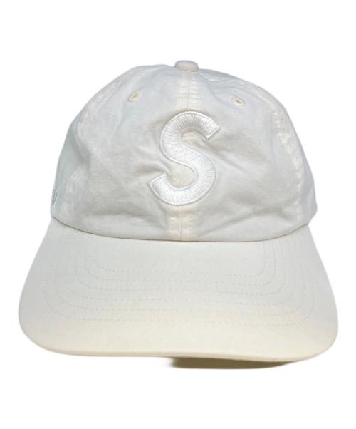 SUPREME（シュプリーム）SUPREME (シュプリーム) キャップ ホワイトの古着・服飾アイテム