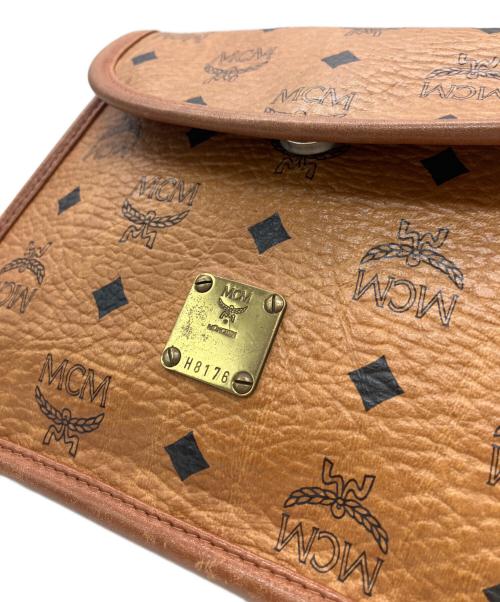 MCM（エムシーエム）MCM (エムシーエム) ショルダーバッグ ブラウンの古着・服飾アイテム