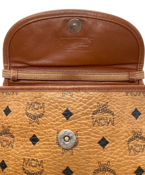MCM（エムシーエム）MCM (エムシーエム) ショルダーバッグ ブラウンの古着・服飾アイテム