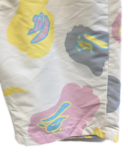 A BATHING APE（アベイシングエイプ）A BATHING APE (アベイシングエイプ) ハーフパンツ ホワイト×イエロー サイズ:Mの古着・服飾アイテム