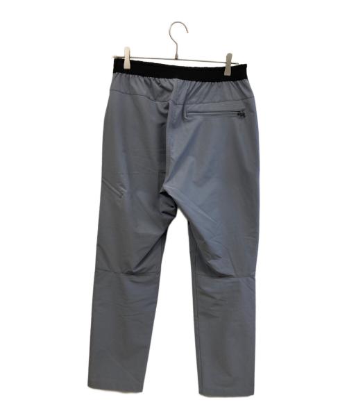 MOUNTAIN HARD WEAR（マウンテンハードウェア）MOUNTAIN HARD WEAR (マウンテンハードウェア) トレッキングボトム(ロング) ライトグレー サイズ:Mの古着・服飾アイテム