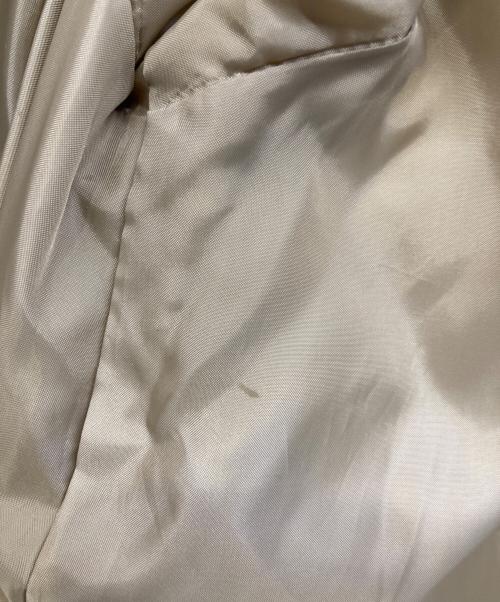 grin（グリン）grin (グリン) ライトダウンジャケット ベージュ サイズ:Mの古着・服飾アイテム