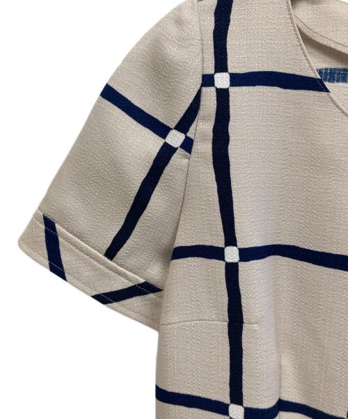 BURBERRY BLUE LABEL（バーバリー ブルー レーベル）BURBERRY BLUE LABEL (バーバリー ブルー レーベル) ワンピース ベージュ×ブラック サイズ:38の古着・服飾アイテム