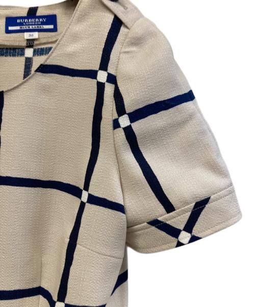 BURBERRY BLUE LABEL（バーバリー ブルー レーベル）BURBERRY BLUE LABEL (バーバリー ブルー レーベル) ワンピース ベージュ×ブラック サイズ:38の古着・服飾アイテム