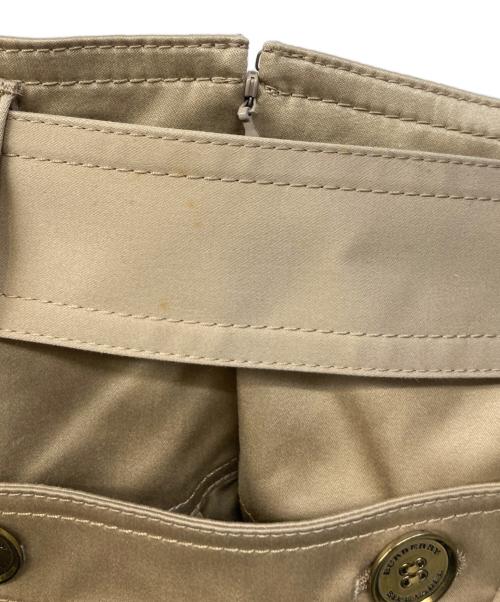 BURBERRY BLUE LABEL（バーバリー ブルー レーベル）BURBERRY BLUE LABEL (バーバリー ブルー レーベル) スカート ブラウン サイズ:36の古着・服飾アイテム