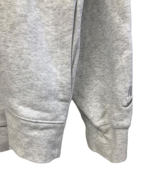 NIKE（ナイキ）NIKE (ナイキ) パーカー ライトグレー サイズ:Lの古着・服飾アイテム