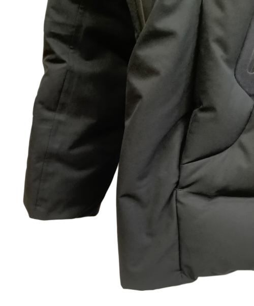 DESCENTE ALLTERRAIN（デザイント オルテライン）DESCENTE ALLTERRAIN (デザイント オルテライン) ダウンジャケット ブラックの古着・服飾アイテム