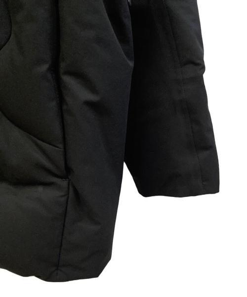 DESCENTE ALLTERRAIN（デザイント オルテライン）DESCENTE ALLTERRAIN (デザイント オルテライン) ダウンジャケット ブラックの古着・服飾アイテム