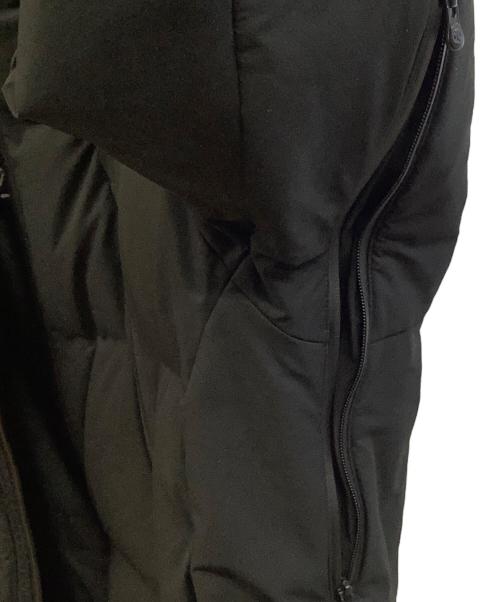 DESCENTE ALLTERRAIN（デザイント オルテライン）DESCENTE ALLTERRAIN (デザイント オルテライン) ダウンジャケット ブラックの古着・服飾アイテム