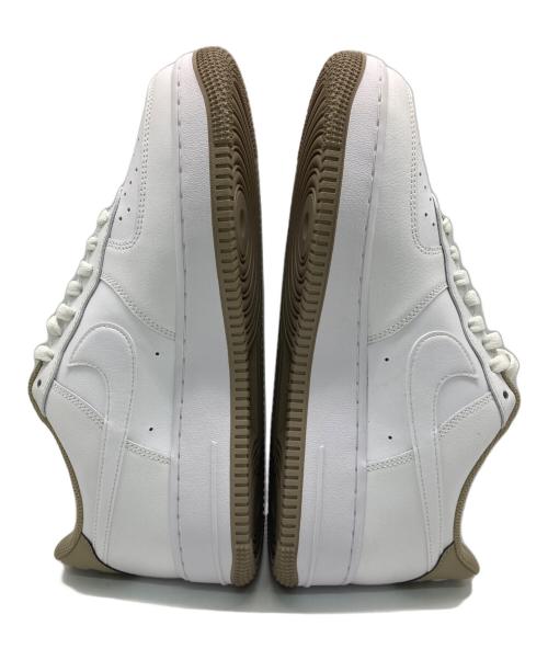 NIKE（ナイキ）NIKE (ナイキ) スニーカー ホワイト×ベージュ サイズ:27の古着・服飾アイテム