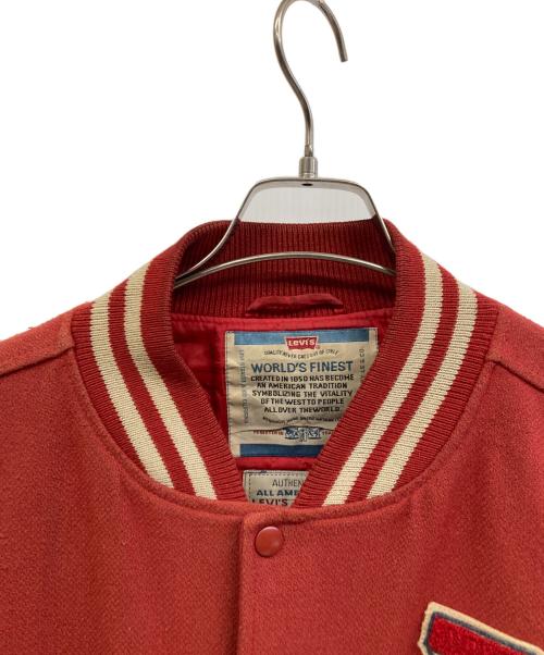 LEVI'S（リーバイス）LEVI'S (リーバイス) スタジャン オレンジ×ホワイト サイズ:XLの古着・服飾アイテム