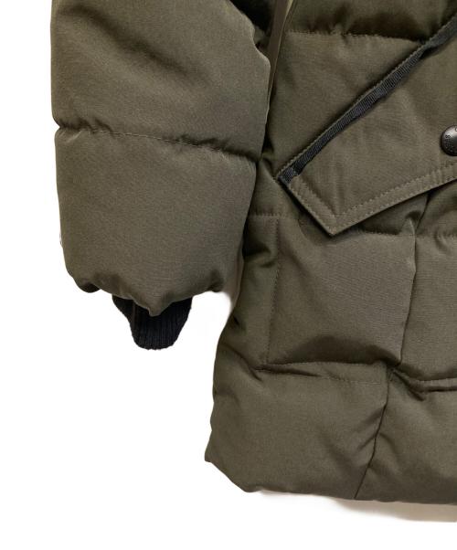GUESS（ゲス）GUESS (ゲス) ダウンコート オリーブ サイズ:XSの古着・服飾アイテム