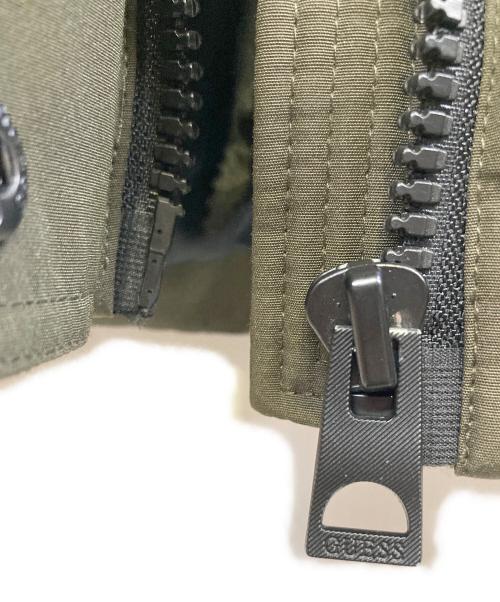 GUESS（ゲス）GUESS (ゲス) ダウンコート オリーブ サイズ:XSの古着・服飾アイテム