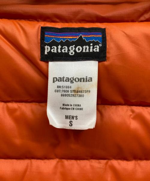 Patagonia（パタゴニア）Patagonia (パタゴニア) ダウンジャケット オレンジ サイズ:Sの古着・服飾アイテム