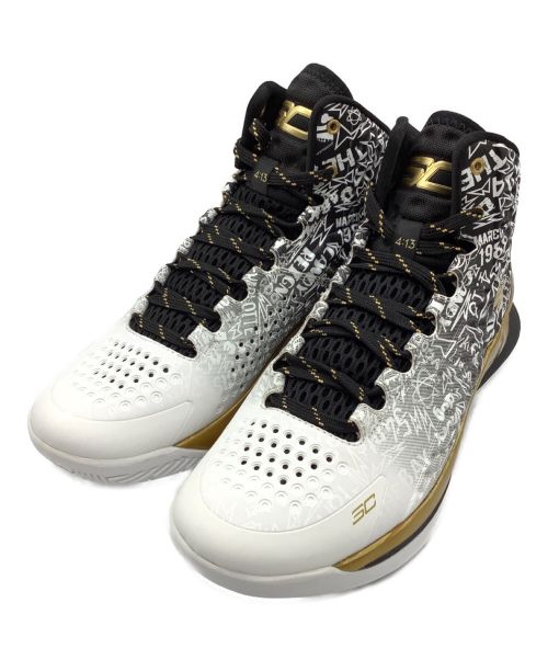 UNDER ARMOUR（アンダーアーマー）UNDER ARMOUR (アンダー アーマー) バスケットシューズペアセット ホワイト×ブラック×ゴールド サイズ:USA 9の古着・服飾アイテム