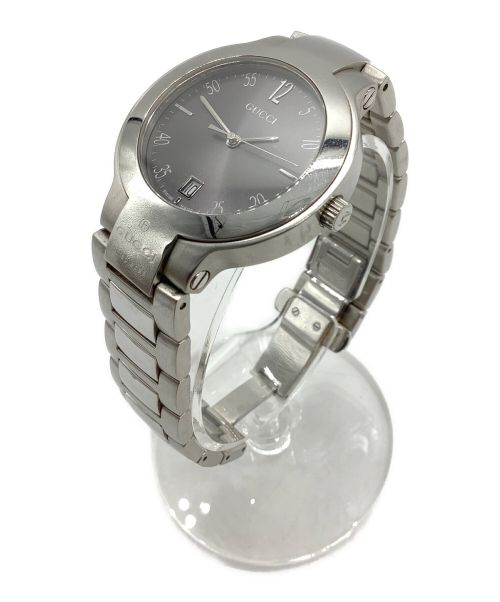 GUCCI（グッチ）GUCCI (グッチ) 腕時計 ブラック×シルバーの古着・服飾アイテム
