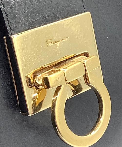 Salvatore Ferragamo（サルヴァトーレ フェラガモ）Salvatore Ferragamo (サルヴァトーレ フェラガモ) ガンチーニショルダーバッグ ブラックの古着・服飾アイテム