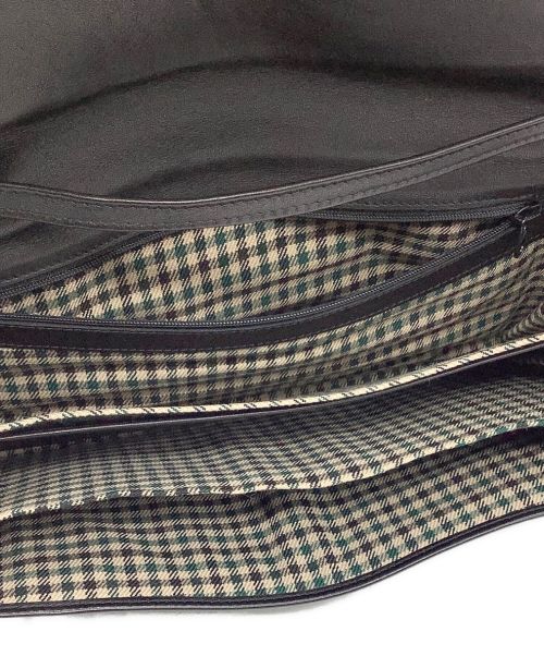 GHURKA（グルカ）GHURKA (グルカ) ショルダーポーチ ブラックの古着・服飾アイテム