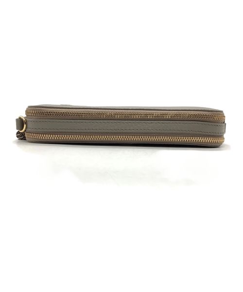 ATAO（アタオ）ATAO (アタオ) アミュレット・ケリーATAO スマホショルダー グレーの古着・服飾アイテム