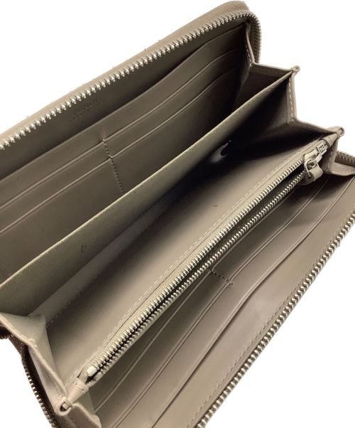 FENDI（フェンディ）FENDI (フェンディ) ラウンドファスナー長財布 グレージュの古着・服飾アイテム