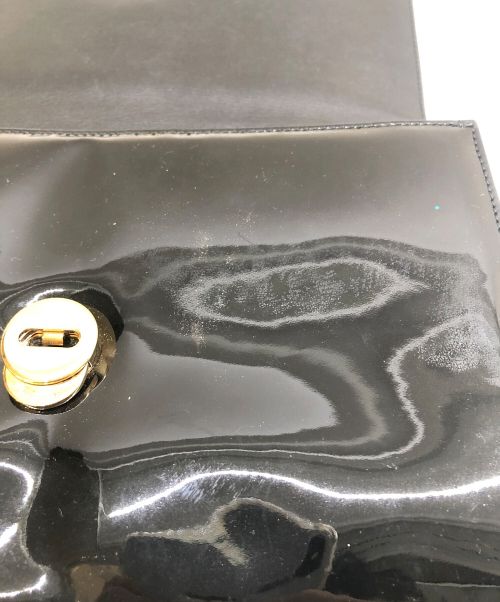 Salvatore Ferragamo（サルヴァトーレ フェラガモ）Salvatore Ferragamo (サルヴァトーレ フェラガモ) ヴァラリボンチェーンショルダーバッグ ブラックの古着・服飾アイテム