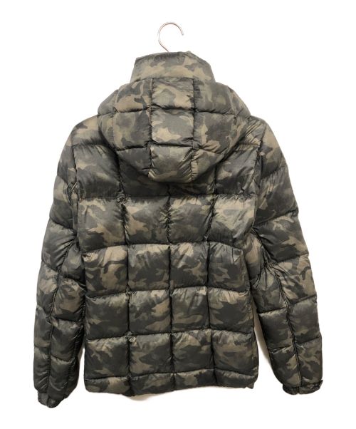 TATRAS（タトラス）TATRAS (タトラス) プロミトル カモフラ柄 ダウンジャケット カーキ サイズ:Lの古着・服飾アイテム