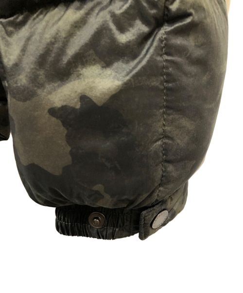 TATRAS（タトラス）TATRAS (タトラス) プロミトル カモフラ柄 ダウンジャケット カーキ サイズ:Lの古着・服飾アイテム