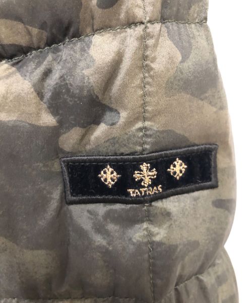 TATRAS（タトラス）TATRAS (タトラス) プロミトル カモフラ柄 ダウンジャケット カーキ サイズ:Lの古着・服飾アイテム