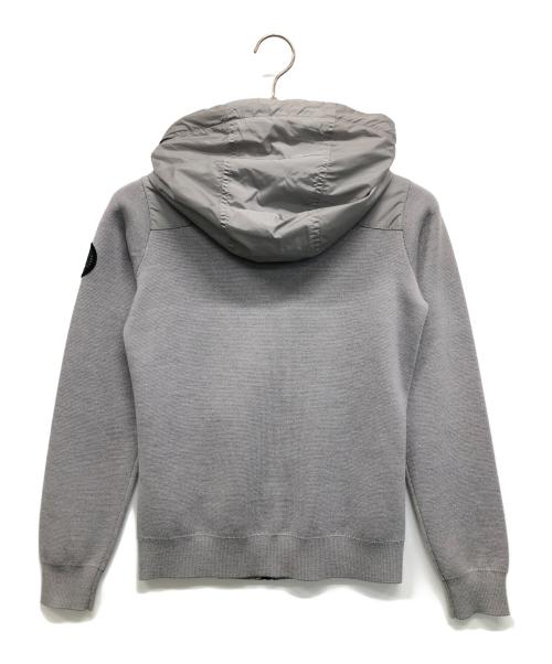 CANADA GOOSE（カナダグース）CANADA GOOSE (カナダグース) WINDBRIDGE HOODY グレー サイズ:SIZE XSの古着・服飾アイテム