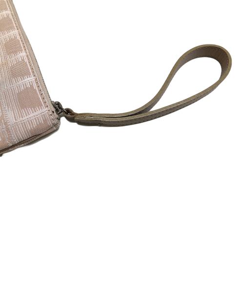 CHANEL（シャネル）CHANEL (シャネル) ポーチ ベージュの古着・服飾アイテム