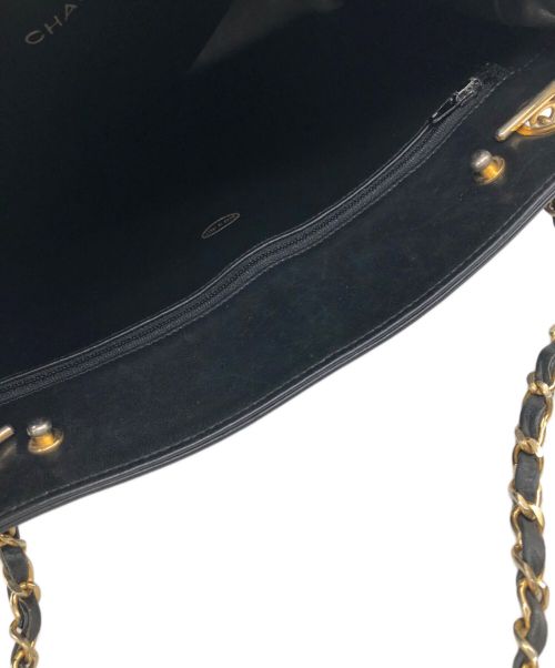 CHANEL（シャネル）CHANEL (シャネル) チェーンショルダーバッグ ブラックの古着・服飾アイテム