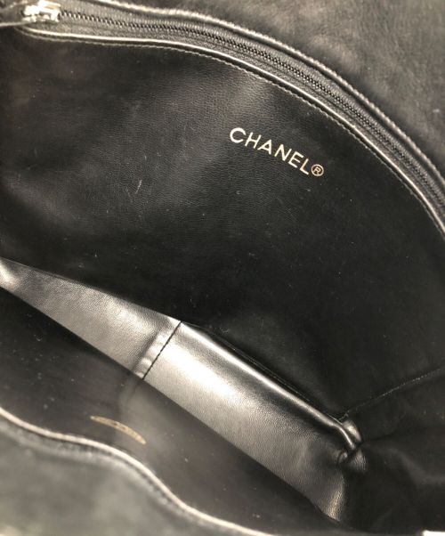 CHANEL（シャネル）CHANEL (シャネル) チェーンショルダーバッグ ブラックの古着・服飾アイテム