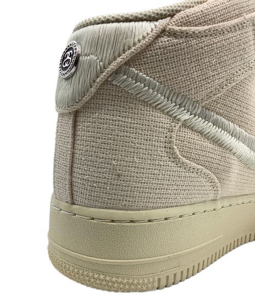 NIKE（ナイキ）NIKE (ナイキ) stussy (ステューシー) スニーカー ベージュ サイズ:30の古着・服飾アイテム