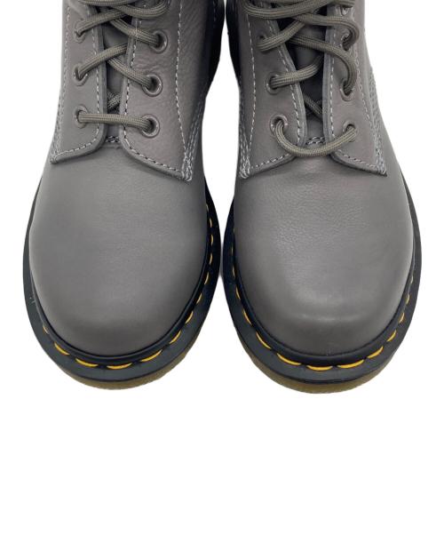 Dr.Martens（ドクターマーチン）Dr.Martens (ドクターマーチン) ブーツ グレー サイズ:US7の古着・服飾アイテム