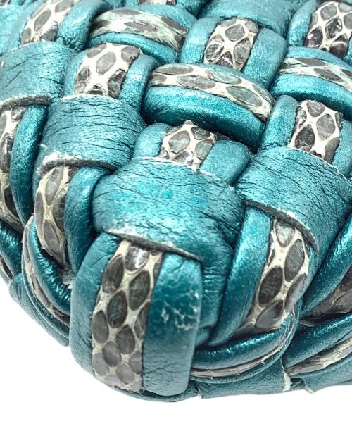 BOTTEGA VENETA（ボッテガベネタ）BOTTEGA VENETA (ボッテガベネタ) クラッチバッグ エメラルドグリーンの古着・服飾アイテム