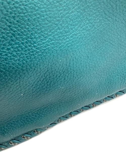 BOTTEGA VENETA（ボッテガベネタ）BOTTEGA VENETA (ボッテガベネタ) クラッチバッグ エメラルドグリーンの古着・服飾アイテム