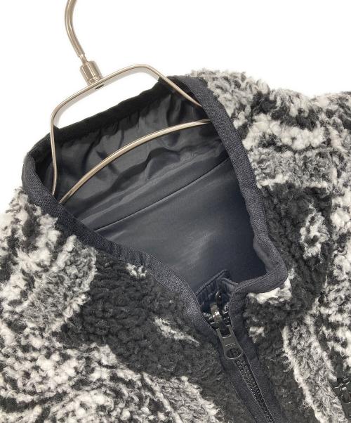 SUPREME（シュプリーム）Supreme (シュプリーム) リバーシブルバンダナフリースジャケット グレー サイズ:Mの古着・服飾アイテム