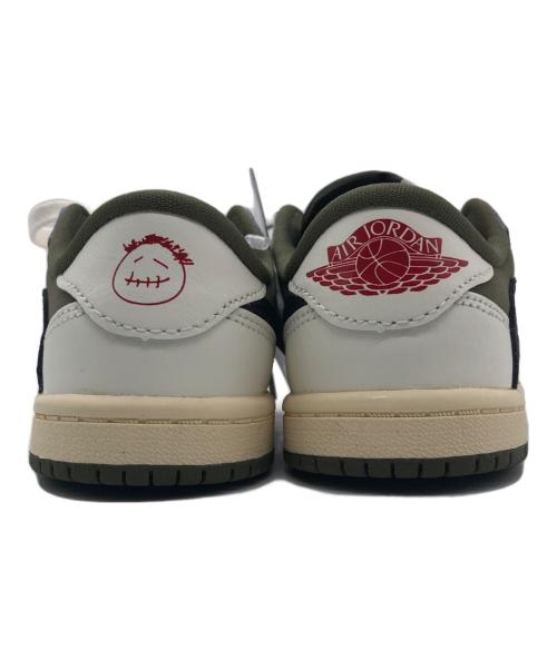 NIKE（ナイキ）NIKE (ナイキ) Travis Scott (トラヴィススコット) ローカットスニーカー オリーブ×ホワイト サイズ:15cm 未使用品の古着・服飾アイテム