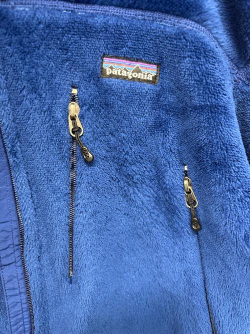 Patagonia（パタゴニア）Patagonia (パタゴニア) R4フリースジャケット ブルー サイズ:Mの古着・服飾アイテム