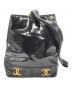 CHANEL（シャネル）の古着「巾着ショルダーバッグ」｜ブラック