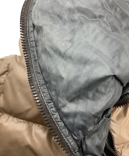 DUVETICA（デュベティカ）DUVETICA (デュベティカ) ダウンコート ベージュ サイズ:SIZE　40の古着・服飾アイテム